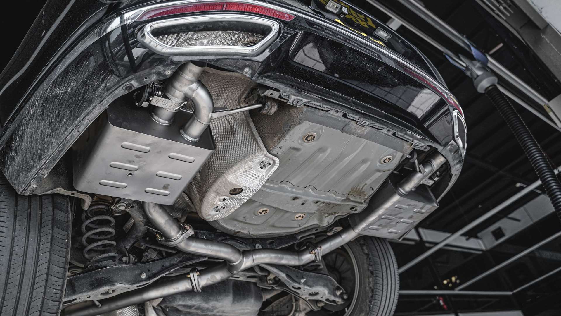 大众迈腾改装cgw中尾段阀门排气