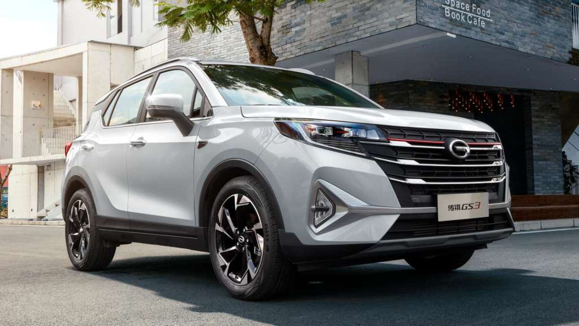 采用了家族式凌云翼30设计风格的广汽传祺gs3power正式上市