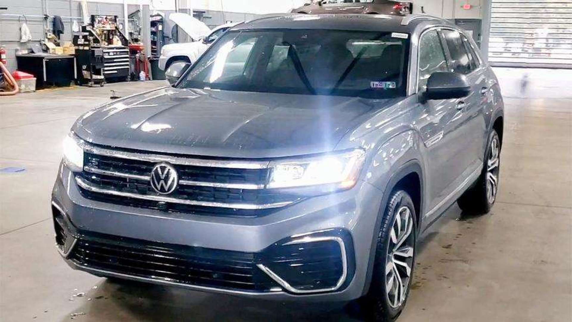 2021款大众途昂五座版入库实拍