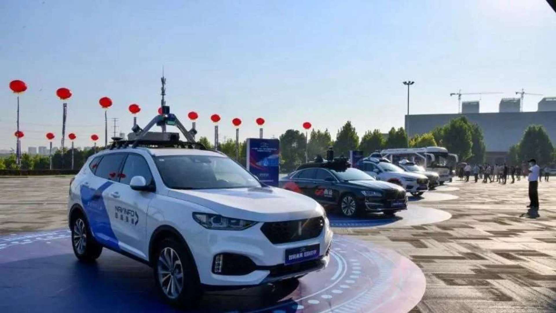 2020国际节能与新能源汽车展览会开幕:60余款新能源车亮相!