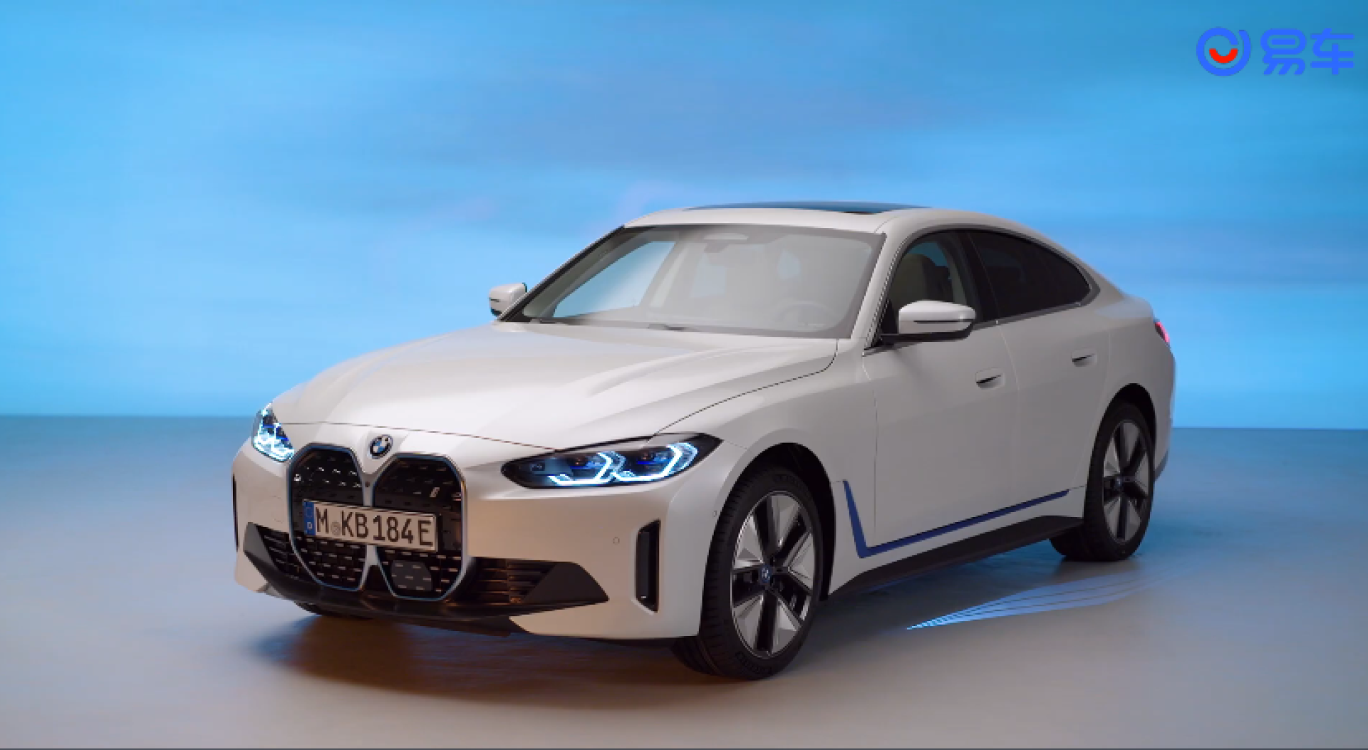 宝马i4电动汽车,外形内饰设计展示 上路试驾展示