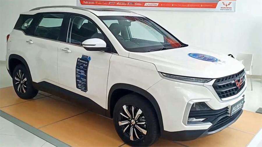 国产七座神车2020款五菱宏光almaz到店